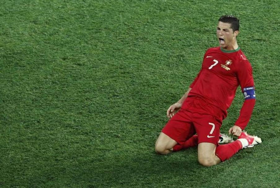 Outsider campioni d’Europa: il Portogallo di Cristiano Ronaldo ribalta i pronostici e in finale a Parigi s’impone sulla Francia. Reuters